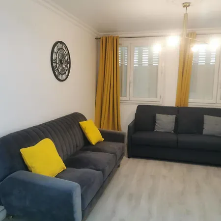 Superbe 8 Personnes 2 2 Salles De Bain Wifi Netflix Et Parking Gratuit * Montpellier